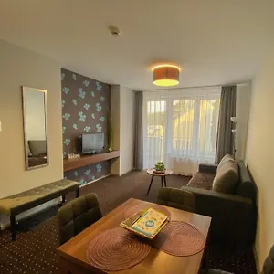  Apartman Happy Seasons Szoboszlo